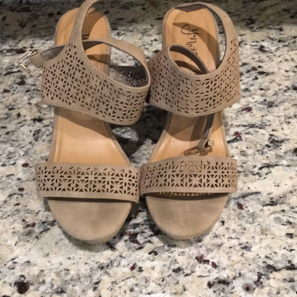 Tan Y-not? Wedges